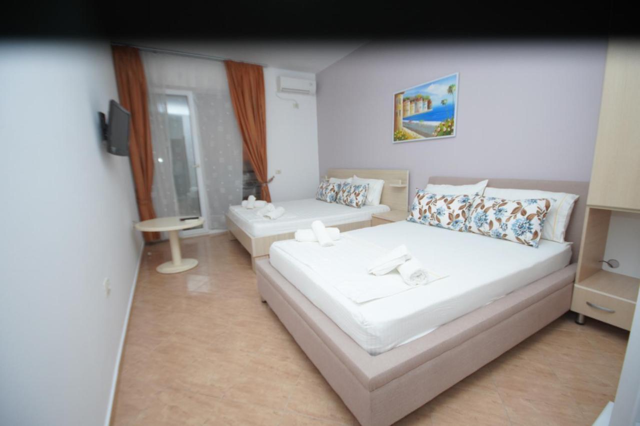 Hotell Sun Shine *